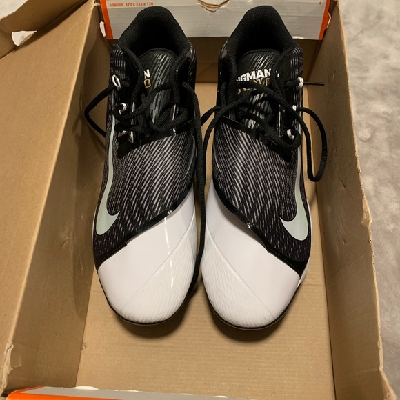 nike swingman legend cleats